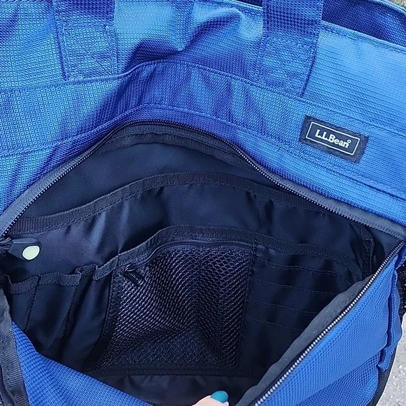 LL Bean Duffle Bag 0FVL2 Double Handle Shoulder Tote Zip Top Blue Nylon Used Onc - Picture 4 of 12